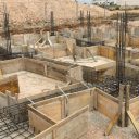 Cimentación por zapatas aisladas con encofrado de madera